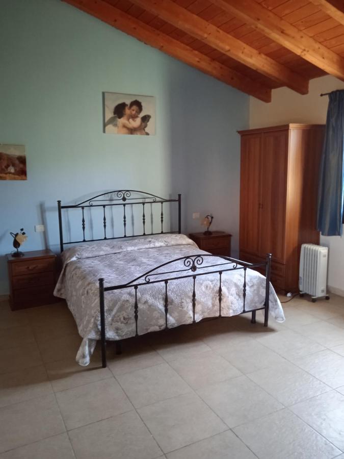 הוילה Sant' Antonio di Santadi Turismo Rurale Pertunghe מראה חיצוני תמונה